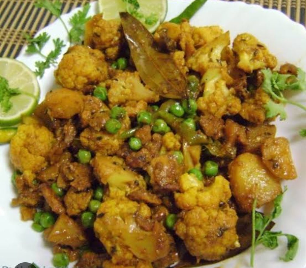 ষষ্ঠী  স্পেশাল আলু ফুলকপি রেসিপি